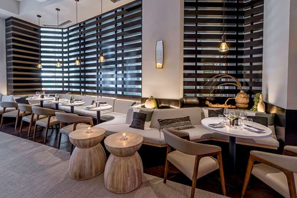 Bar - Hilton Hotel New York Fashion District New York