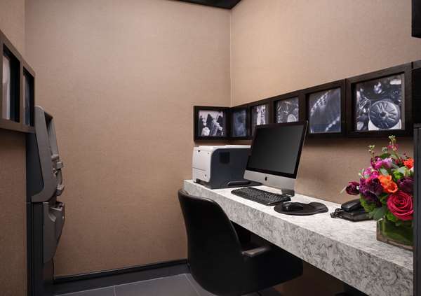 Conference Area - Hilton Hotel New York Fashion District New York