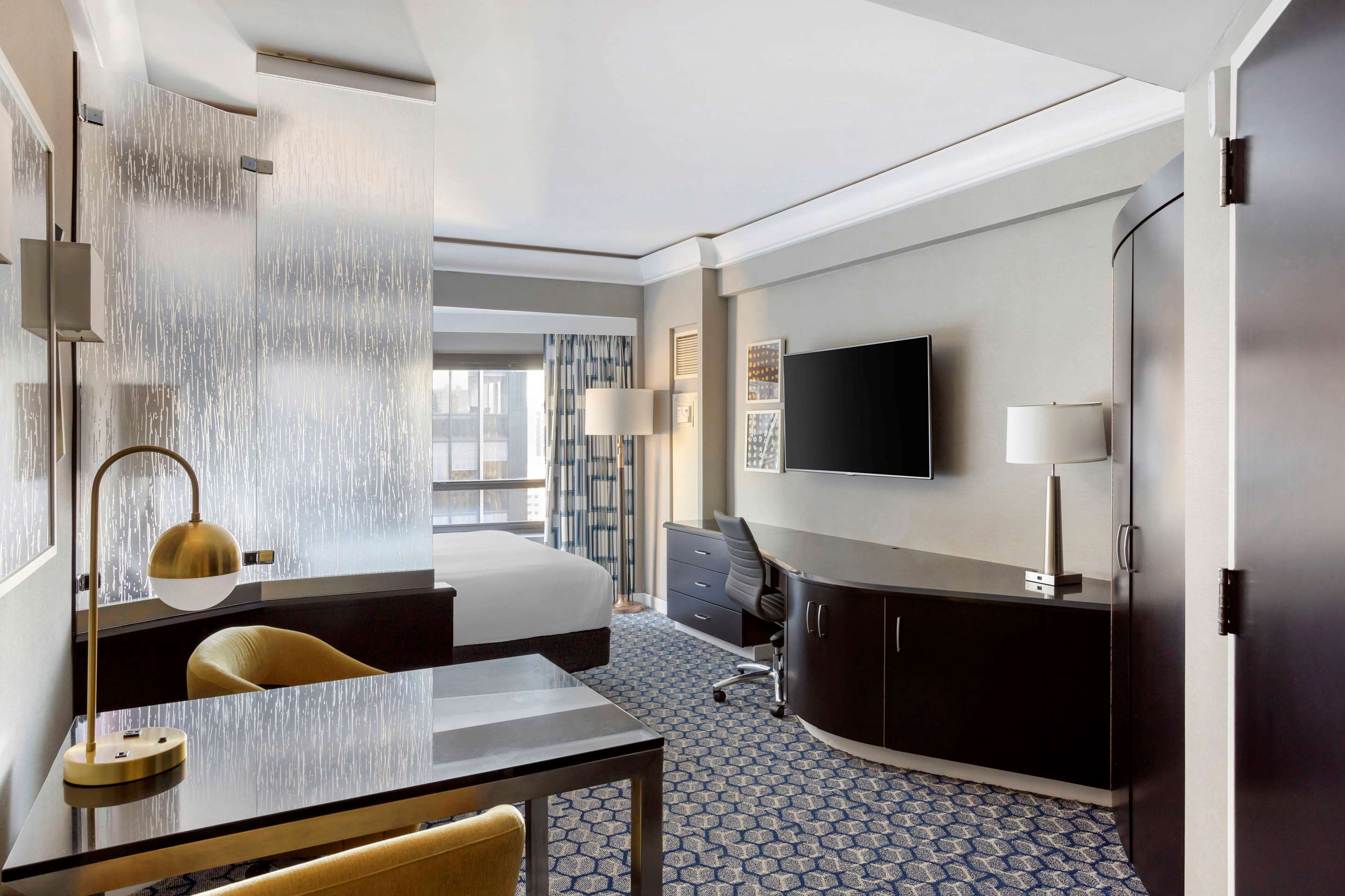 Guest room