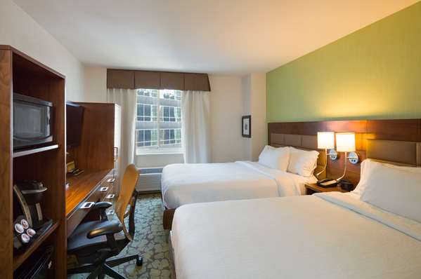  - Hilton Garden Inn United Nations New York