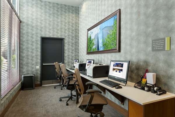 Conference Area - Hilton Garden Inn United Nations New York