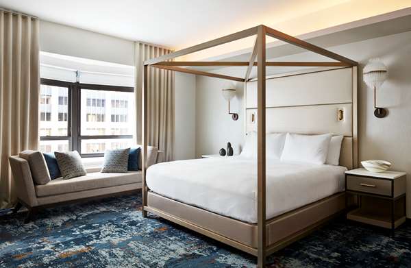  - Hilton Hotel Midtown Manhattan New York