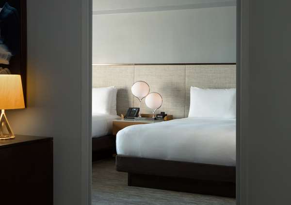  - Hilton Hotel Midtown Manhattan New York