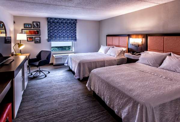  - Hampton Inn Staten Island