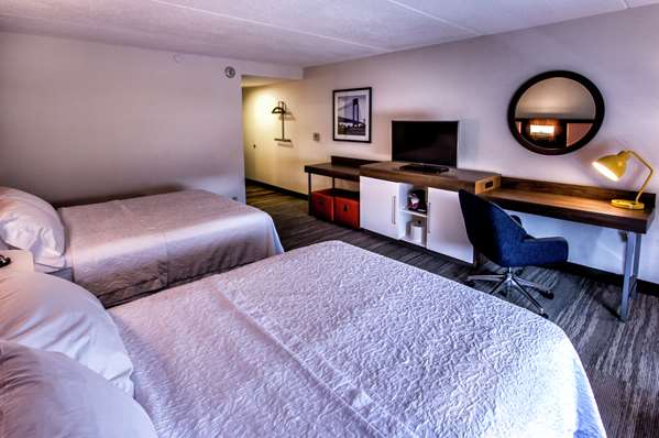  - Hampton Inn Staten Island