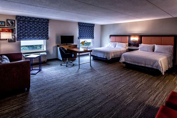  - Hampton Inn Staten Island