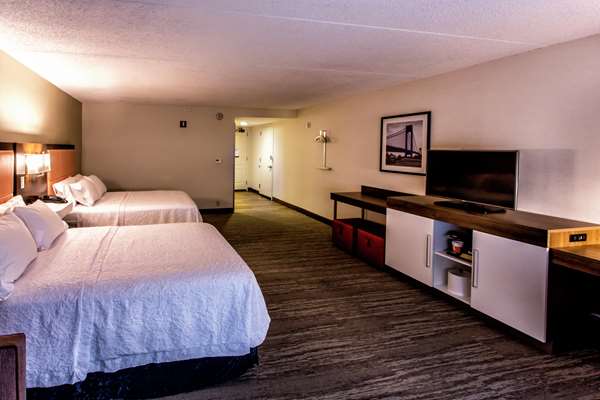  - Hampton Inn Staten Island