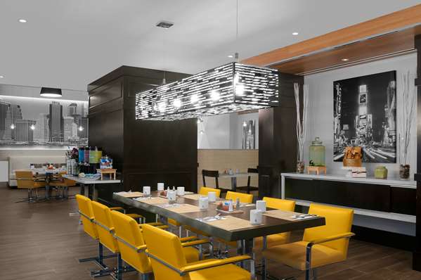 Restaurant - Hilton Garden Inn Times Square Central New York