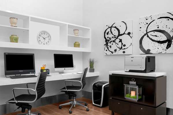 Conference Area - Hilton Garden Inn Times Square Central New York