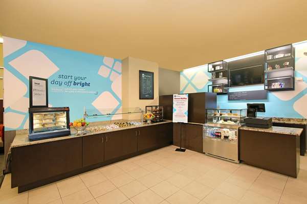 Restaurant - Hilton Garden Inn Midtown Manhattan New York