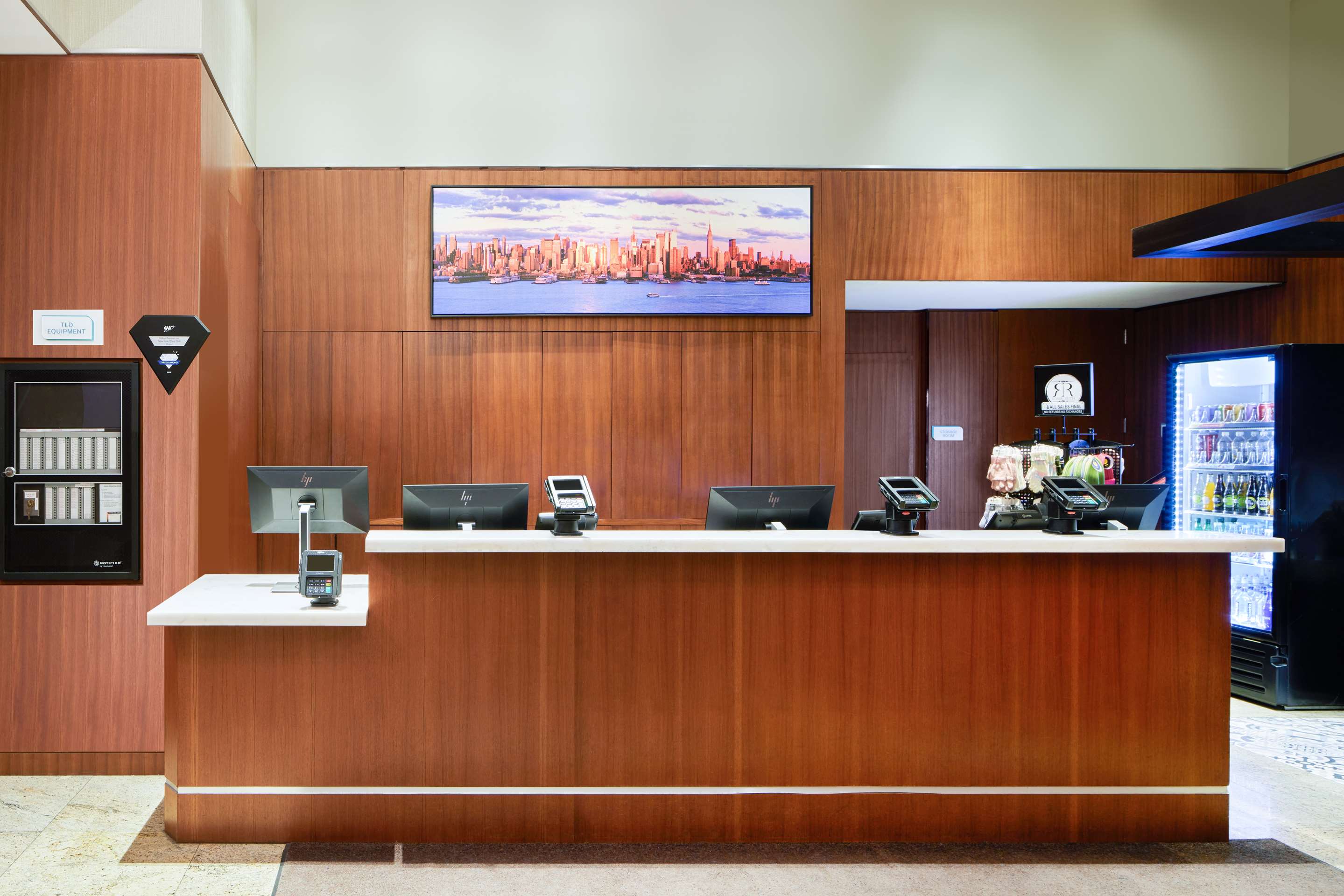 Reception | Hilton Garden Inn New York/West 35th Street