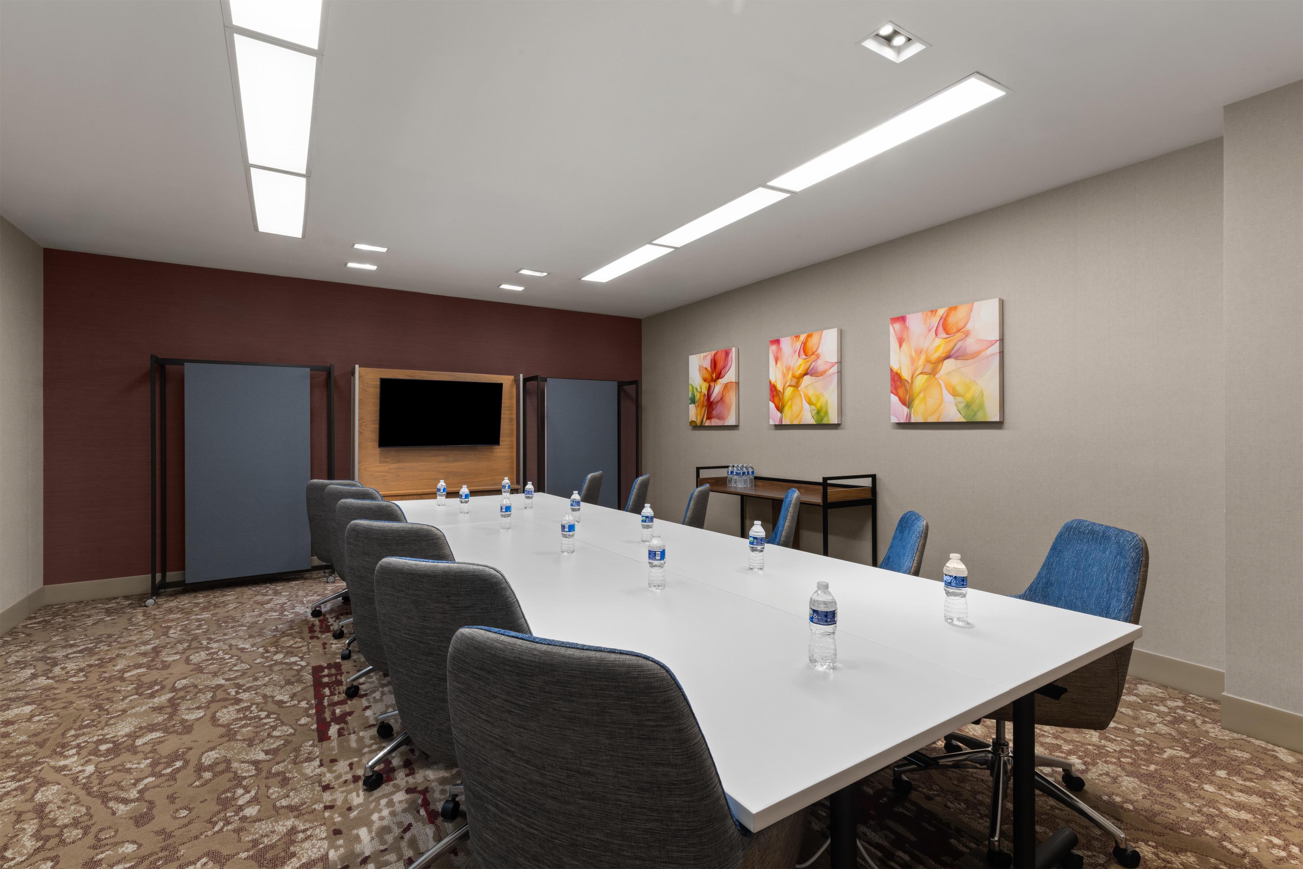 Meeting Room | Hilton Garden Inn New York/West 35th Street