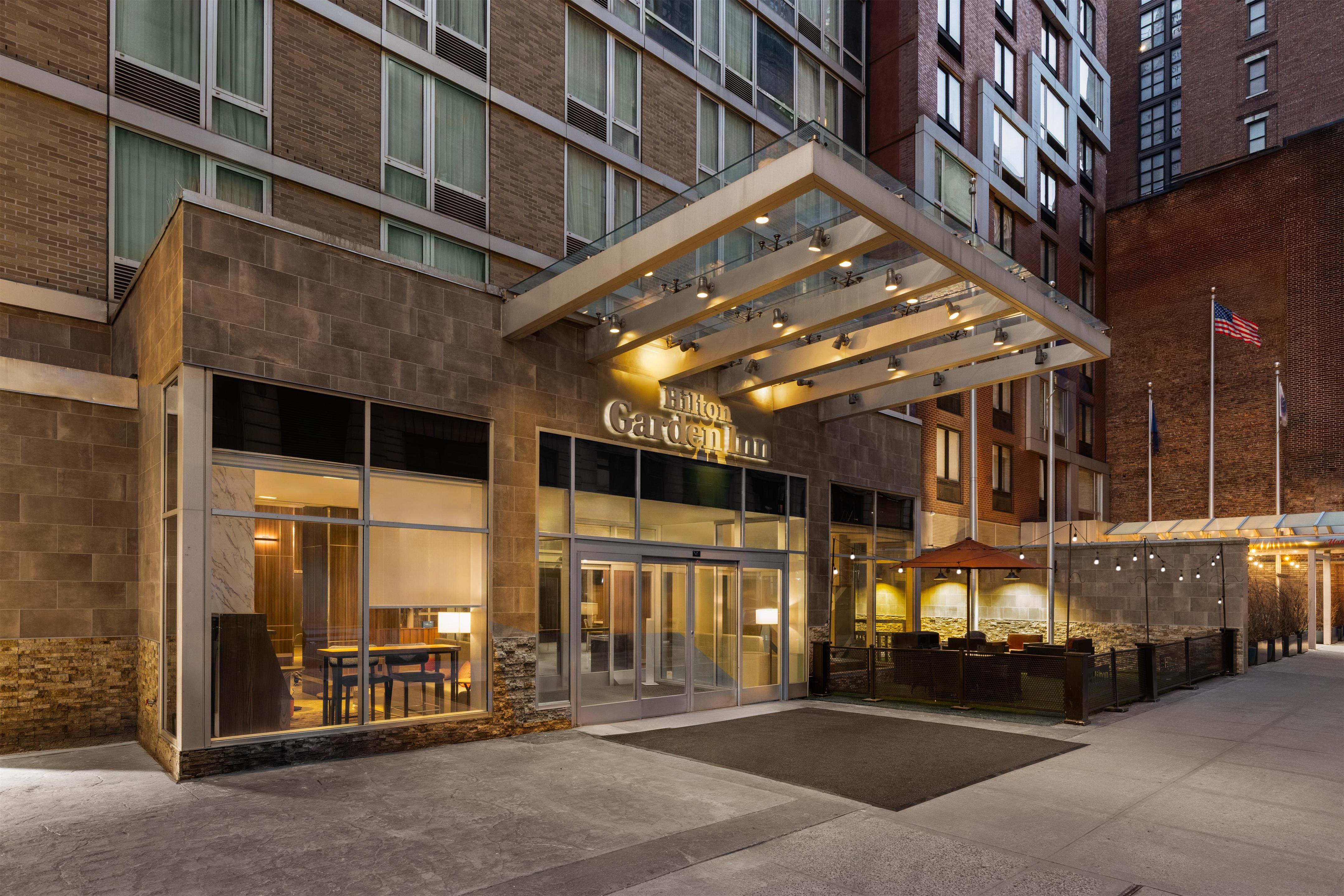 Exterior | Hilton Garden Inn New York/West 35th Street