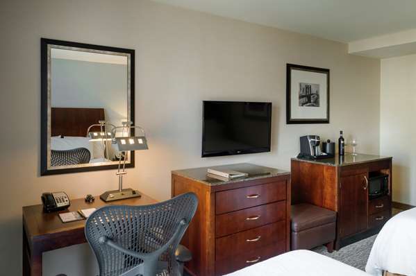  - Hilton Garden Inn Tribeca New York
