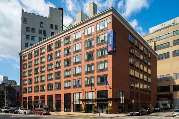 Exterior view - Hilton Garden Inn Tribeca New York