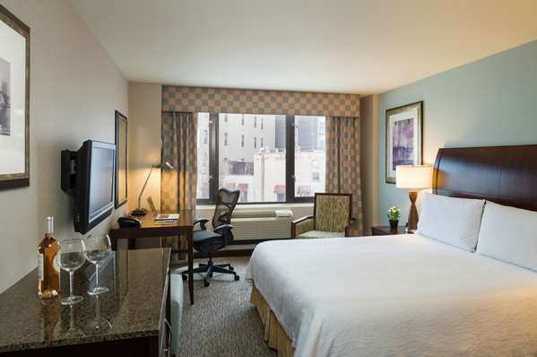  - Hilton Garden Inn Tribeca New York