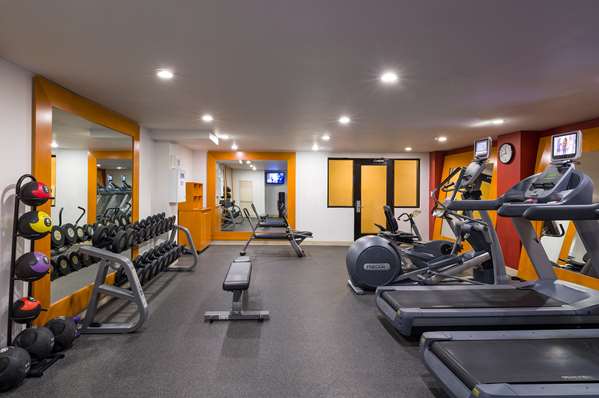 Fitness/ Exercise Room - Hilton Garden Inn Tribeca New York