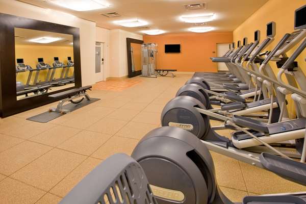 Fitness/ Exercise Room - Hilton Garden Inn Central Park South New York