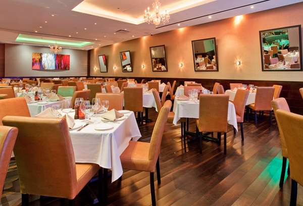 Restaurant - Hilton Garden Inn Central Park South New York