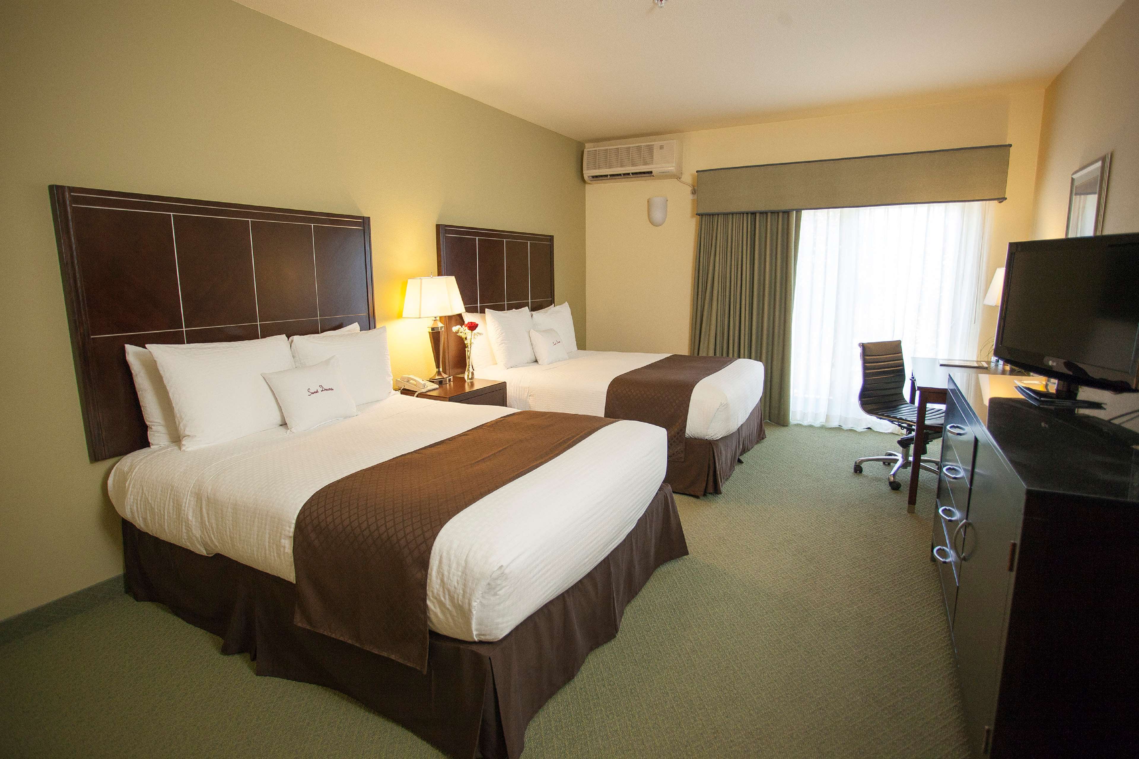 DoubleTree by Hilton Hotel & Spa Napa Valley American Canyon Room Type - 2 QN ACC BATHTUB NO SMOK