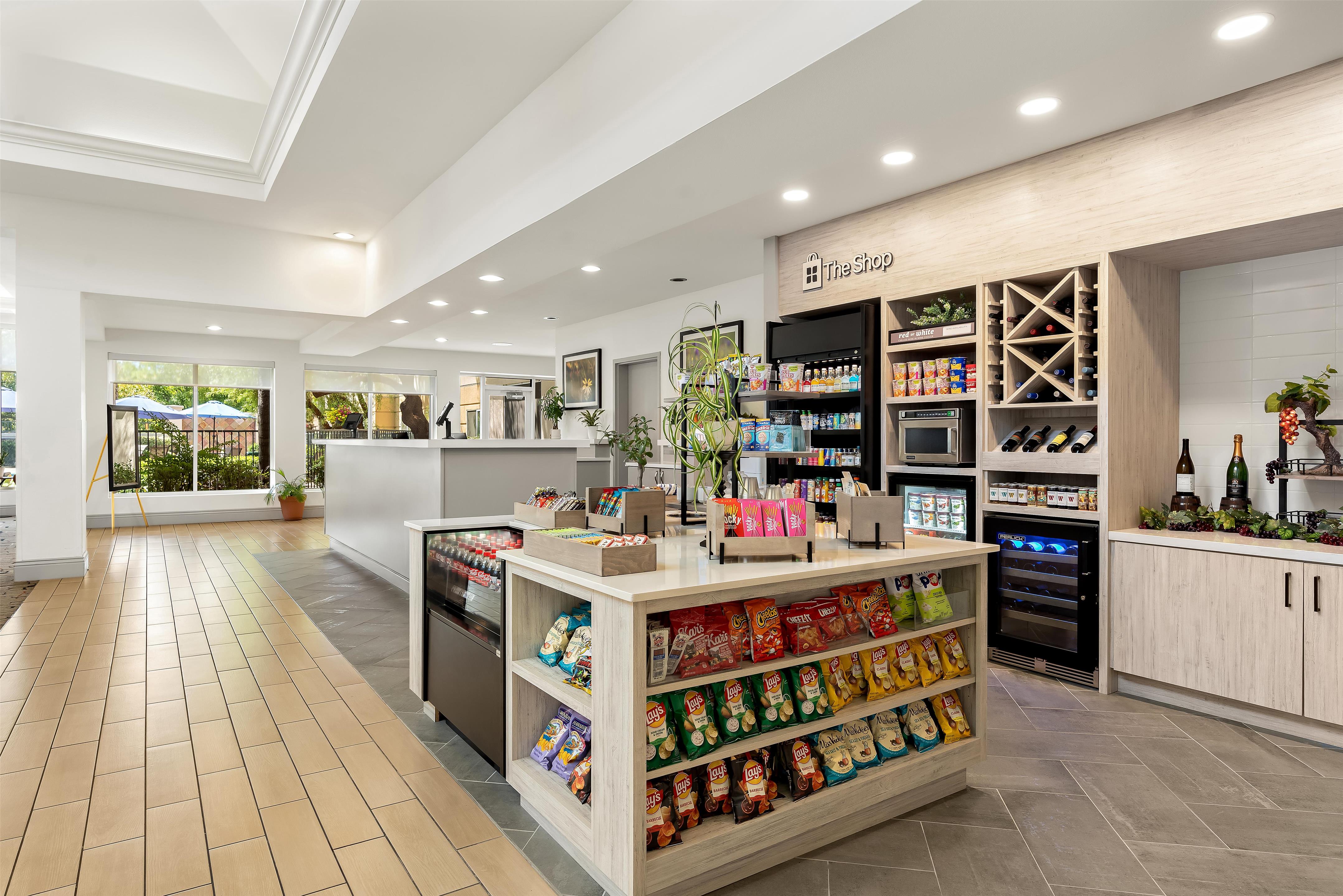 Restaurant | Hilton Garden Inn Fairfield