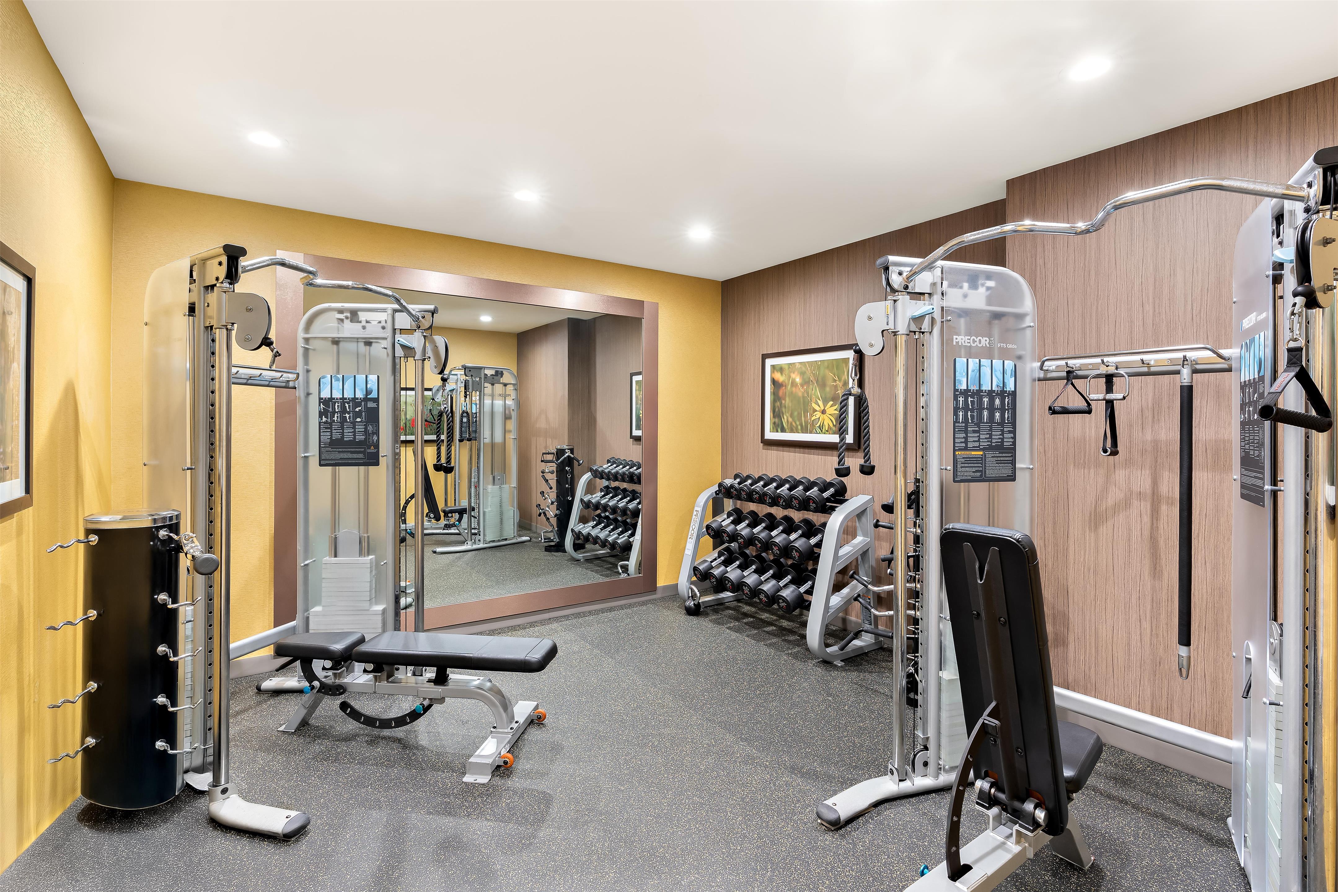 Health club fitness center gym | Hilton Garden Inn Fairfield