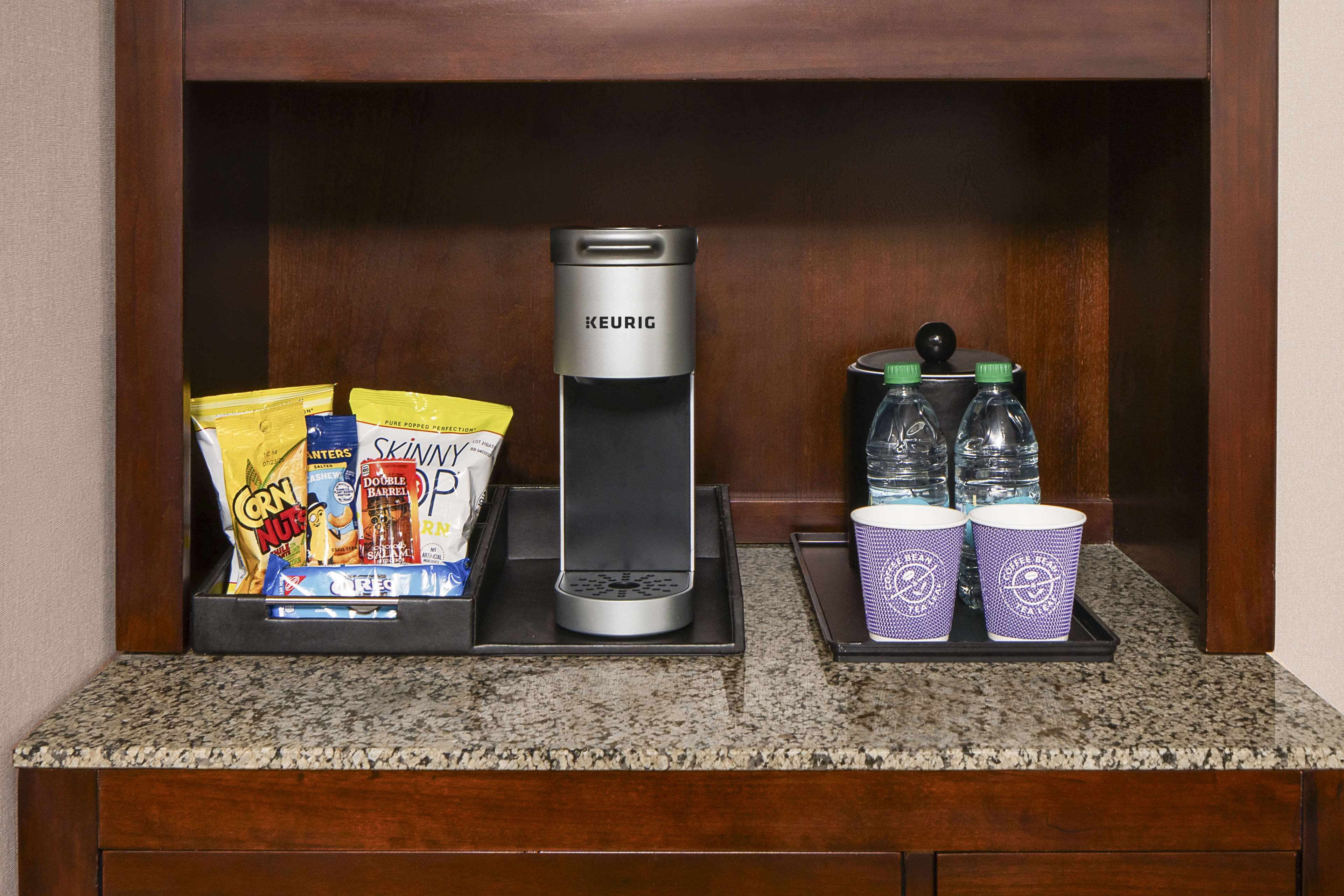 Hilton Garden Inn Ogden UT Room Type - 1 KING W DRINKS-SNACKS