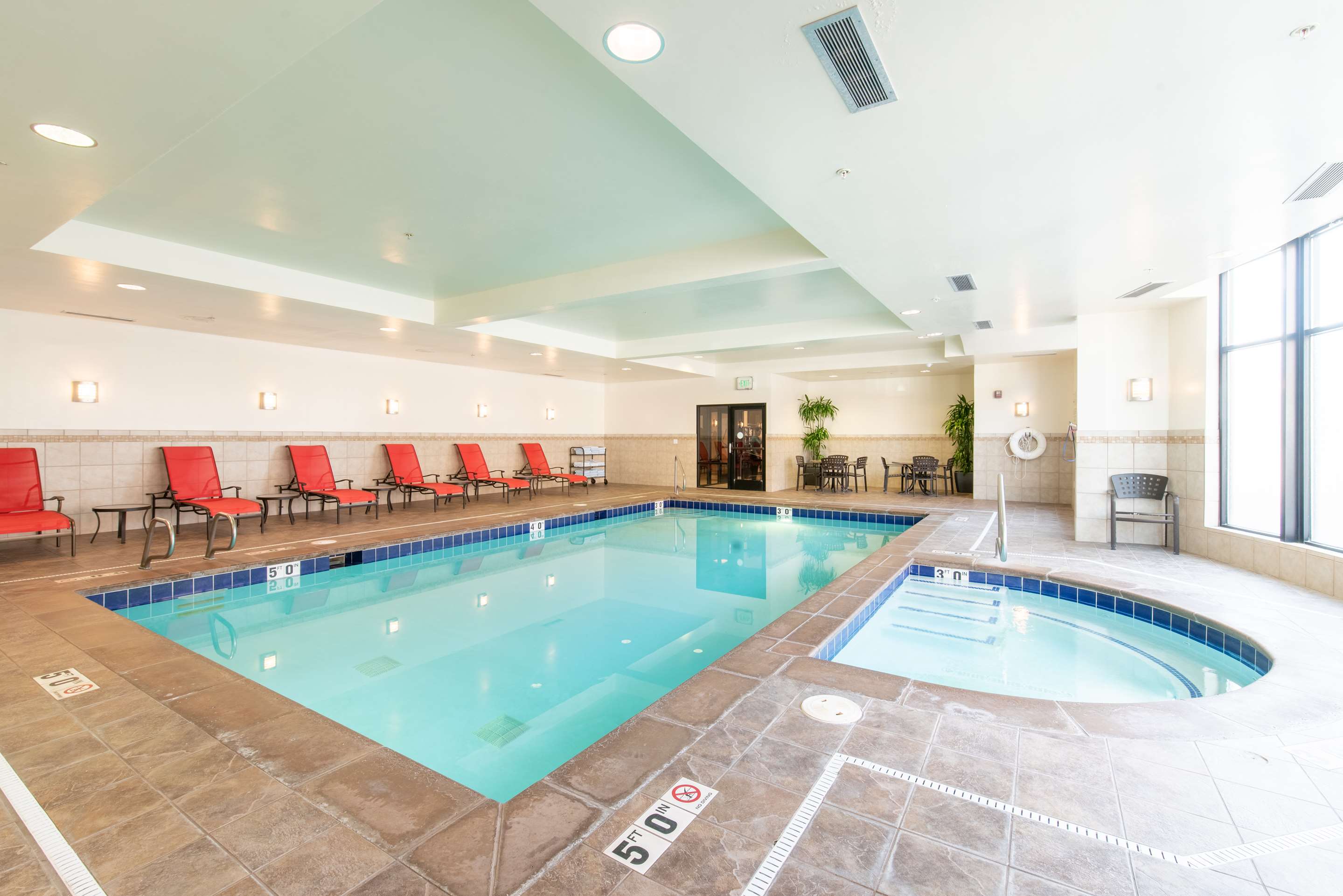 Pool | Hilton Garden Inn Ogden UT