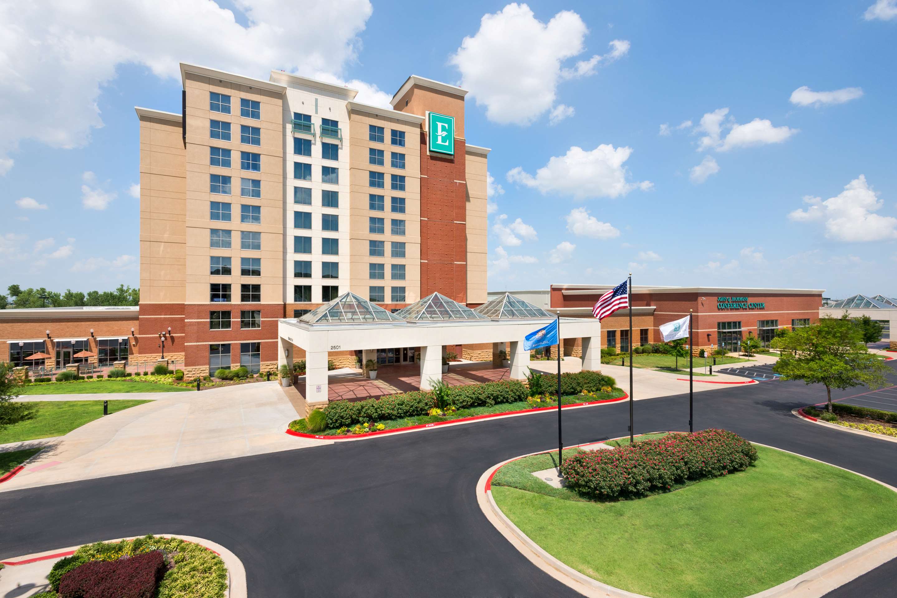 Exterior | Embassy Suites by Hilton Norman Hotel & Conference Center