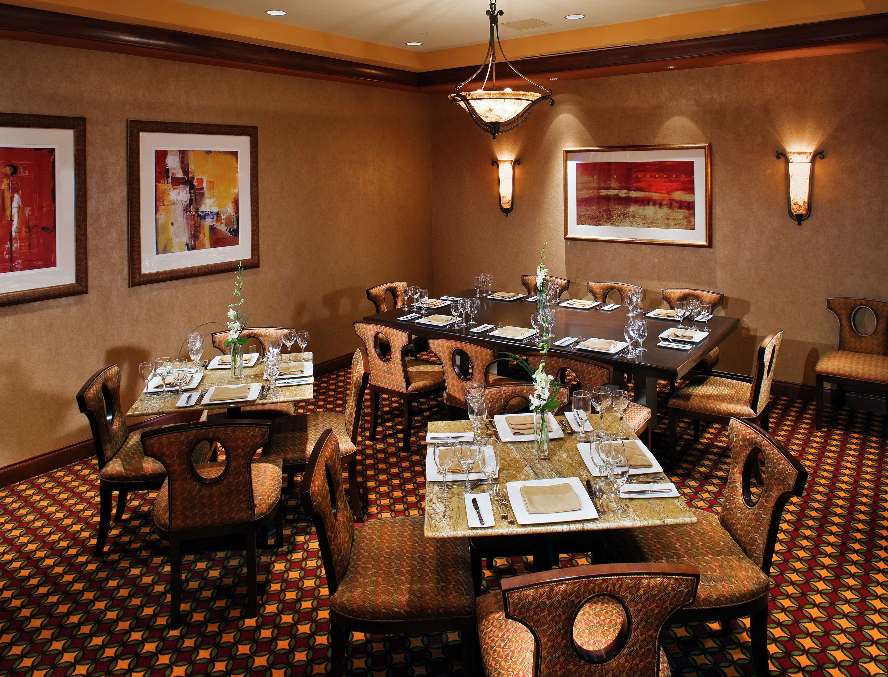 Restaurant | Embassy Suites by Hilton Norman Hotel & Conference Center