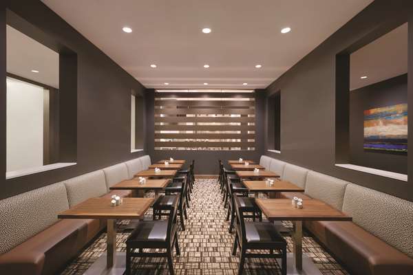 Restaurant - Embassy Suites Oklahoma City - I-235, Exit 1E & 1F