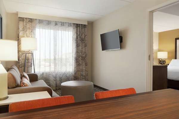  - Embassy Suites Oklahoma City - I-235, Exit 1E & 1F