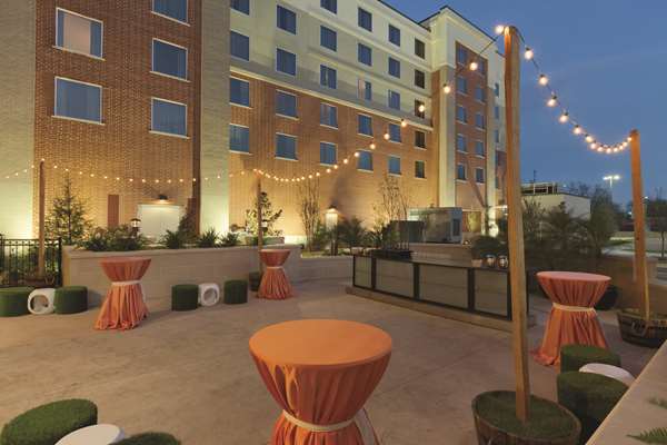  - Embassy Suites Oklahoma City - I-235, Exit 1E & 1F