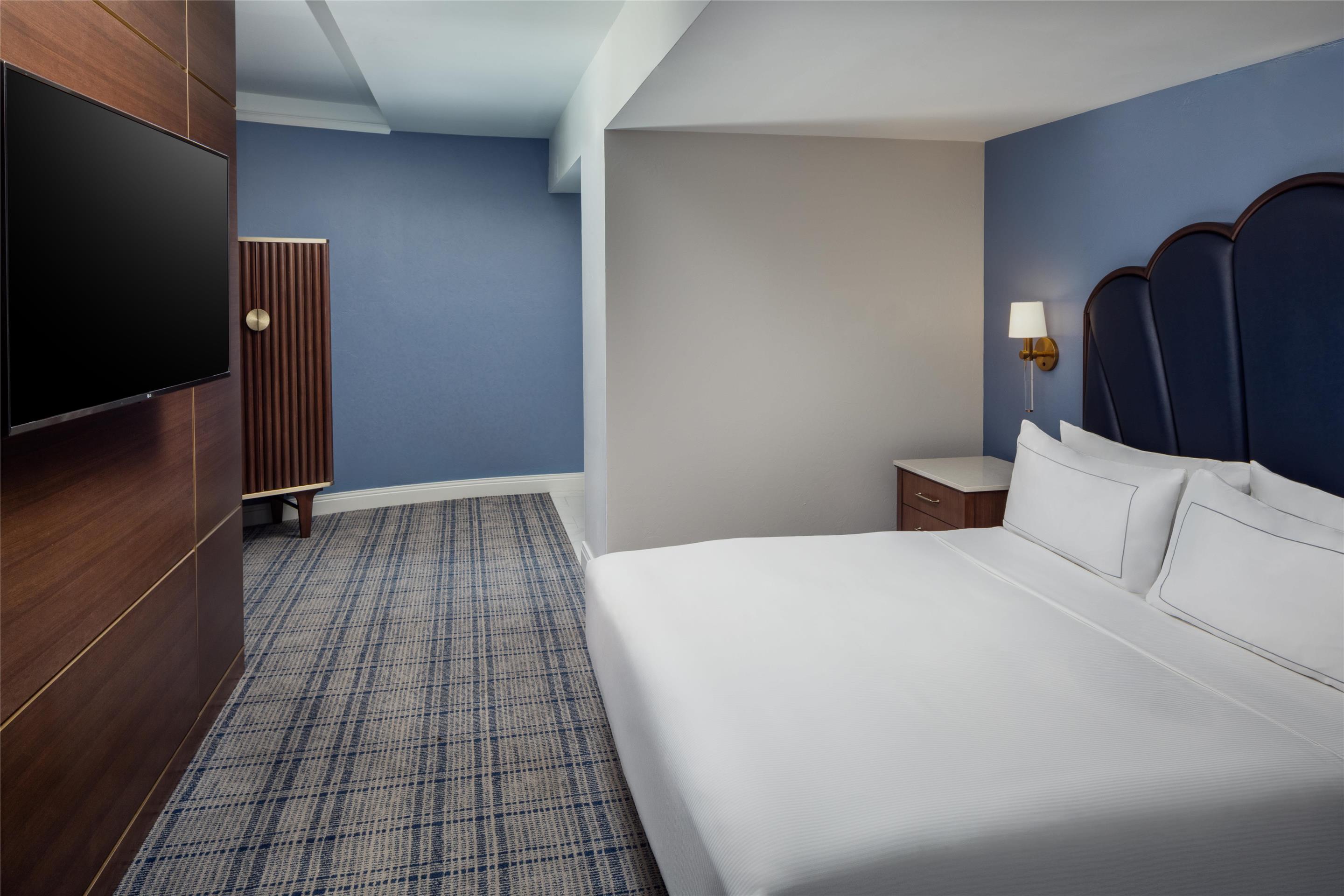 Guest room