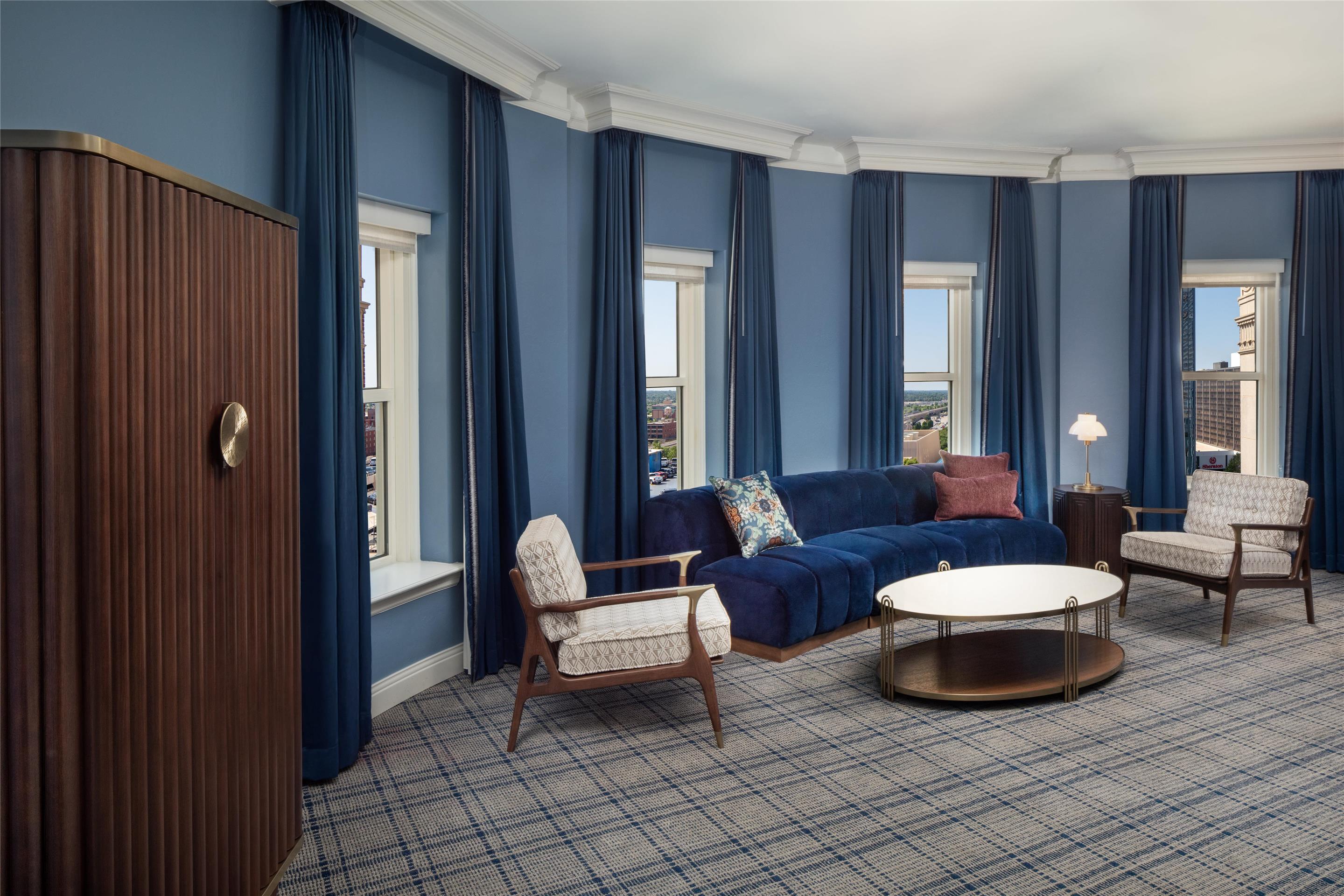 Guest room