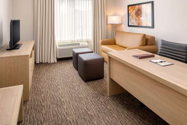  - DoubleTree by Hilton Hotel Olympia