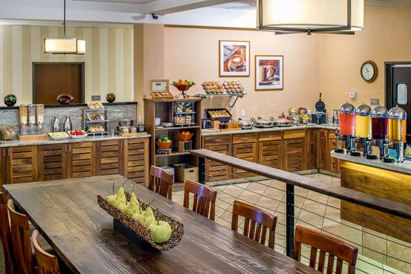 Restaurant - DoubleTree by Hilton Hotel Olympia