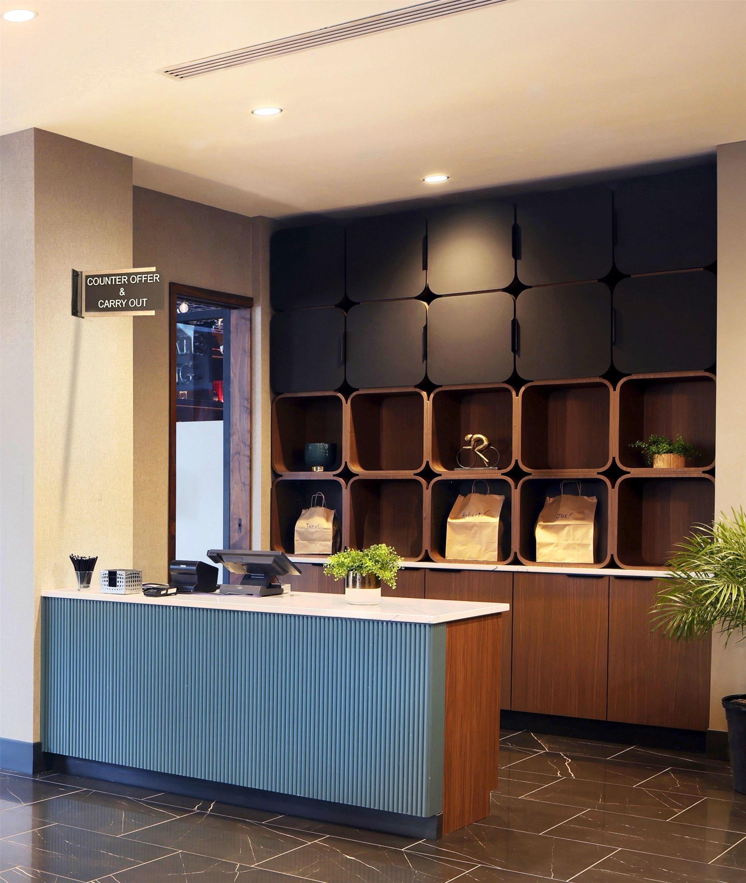 Restaurant | Hilton Omaha