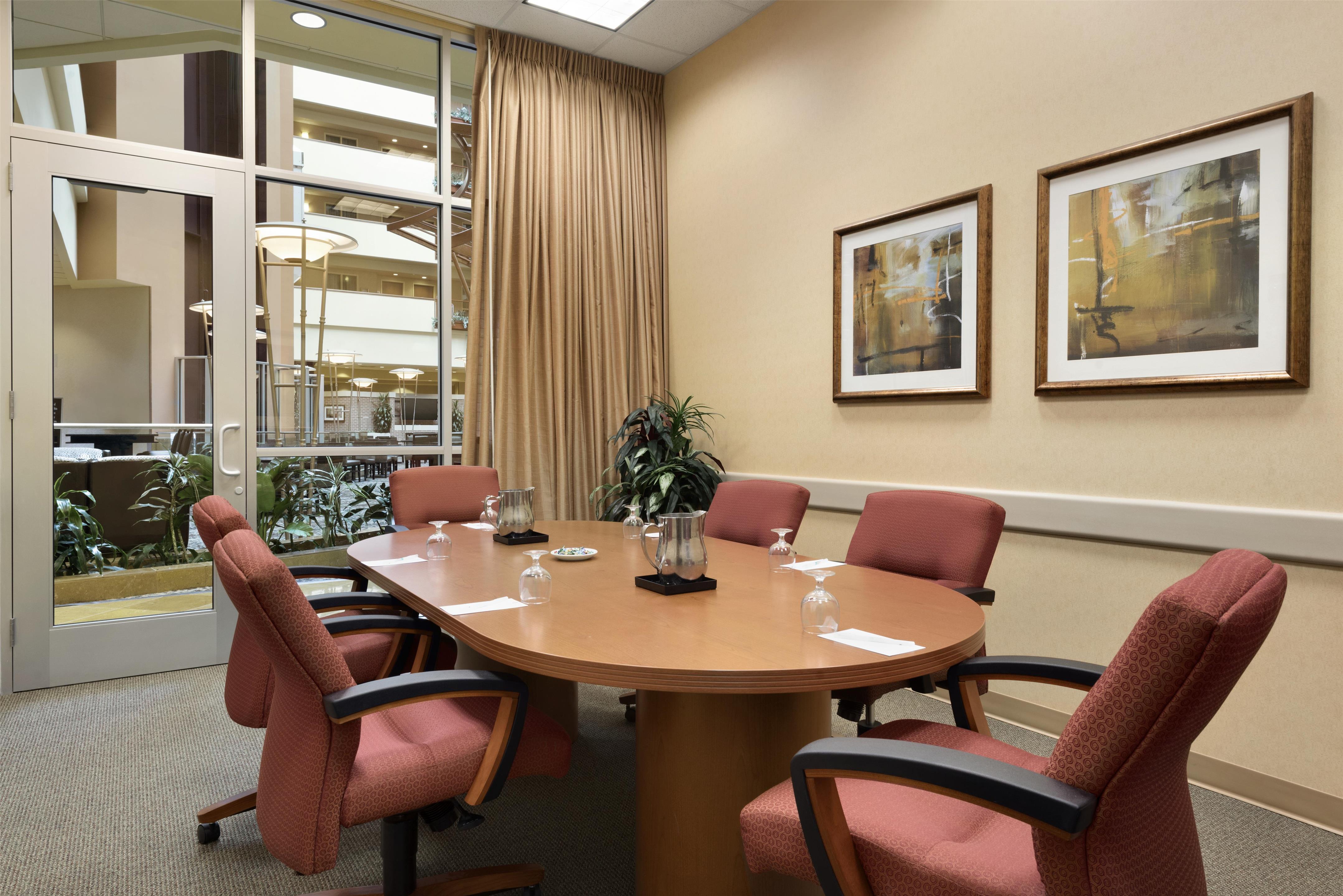 Meeting Room | Embassy Suites Omaha-La Vista/Hotel & Conference Center