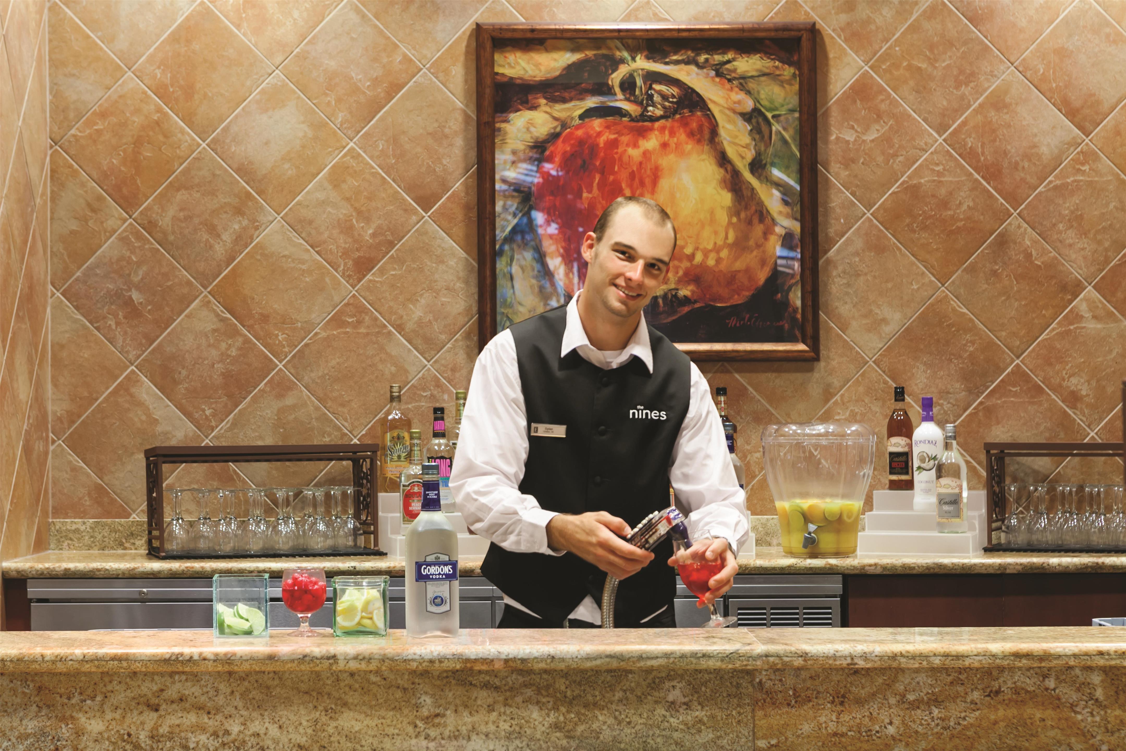BarLounge | Embassy Suites Omaha-La Vista/Hotel & Conference Center