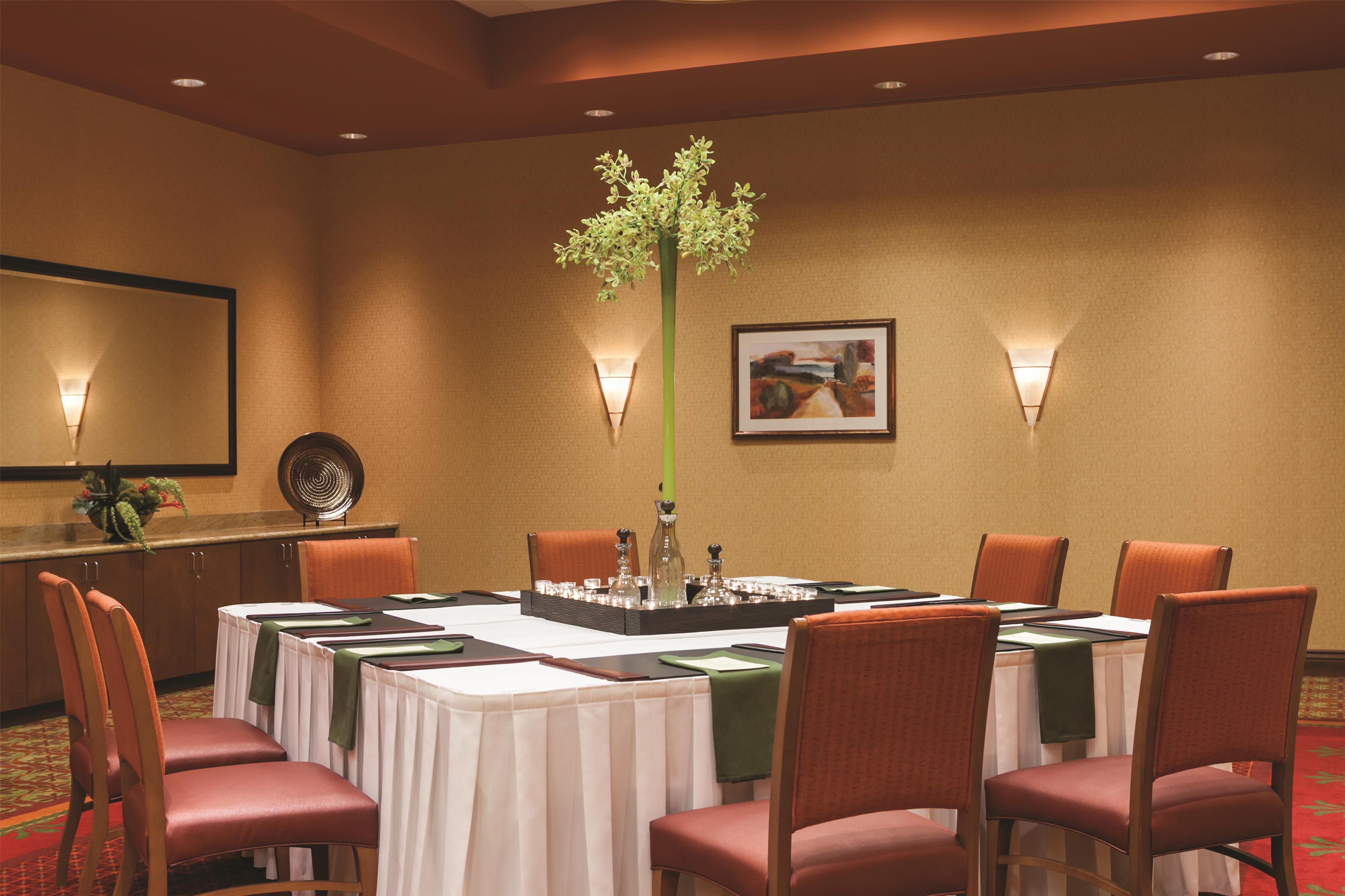 Restaurant | Embassy Suites Omaha-La Vista/Hotel & Conference Center