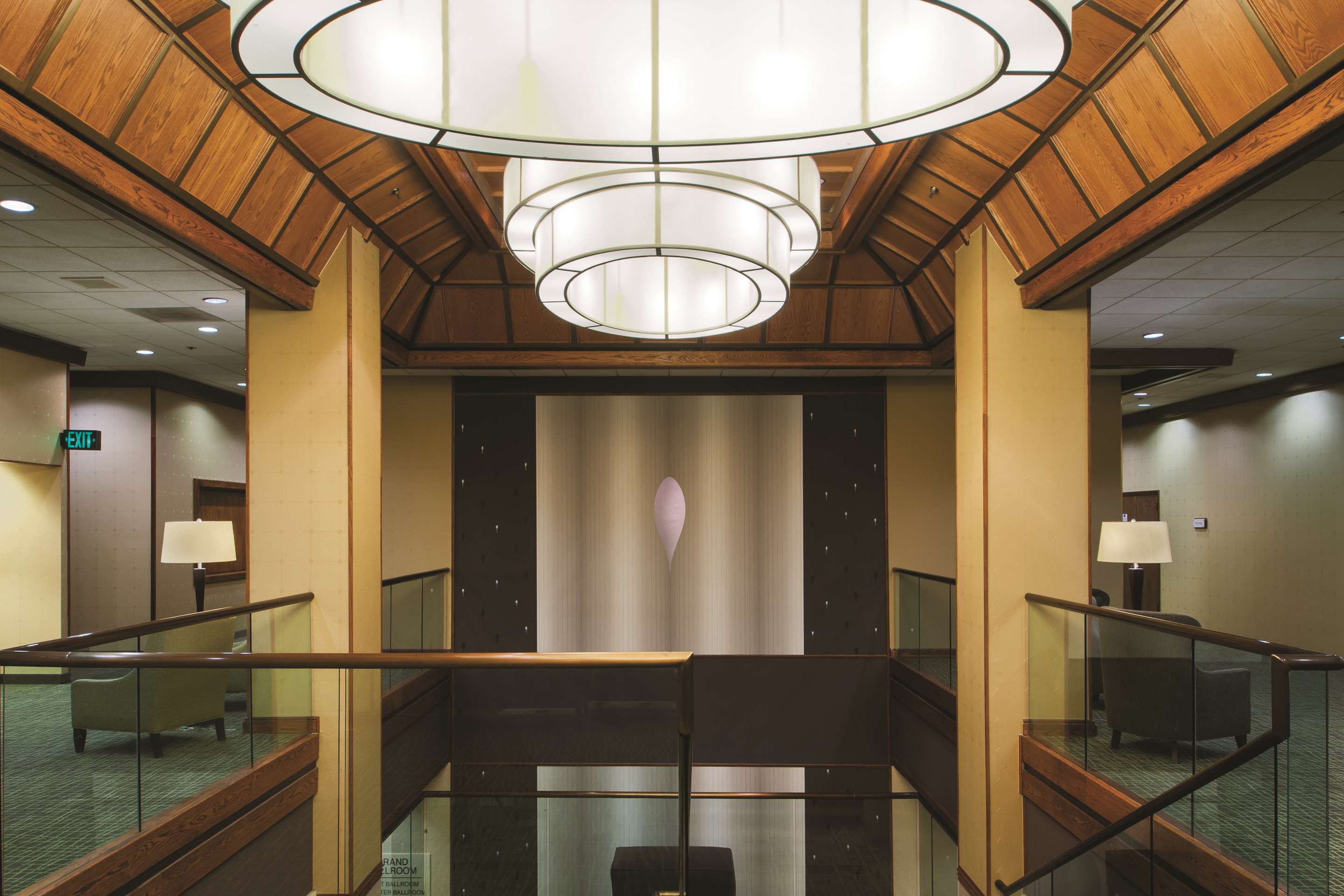 Lobby | DoubleTree by Hilton Omaha Downtown
