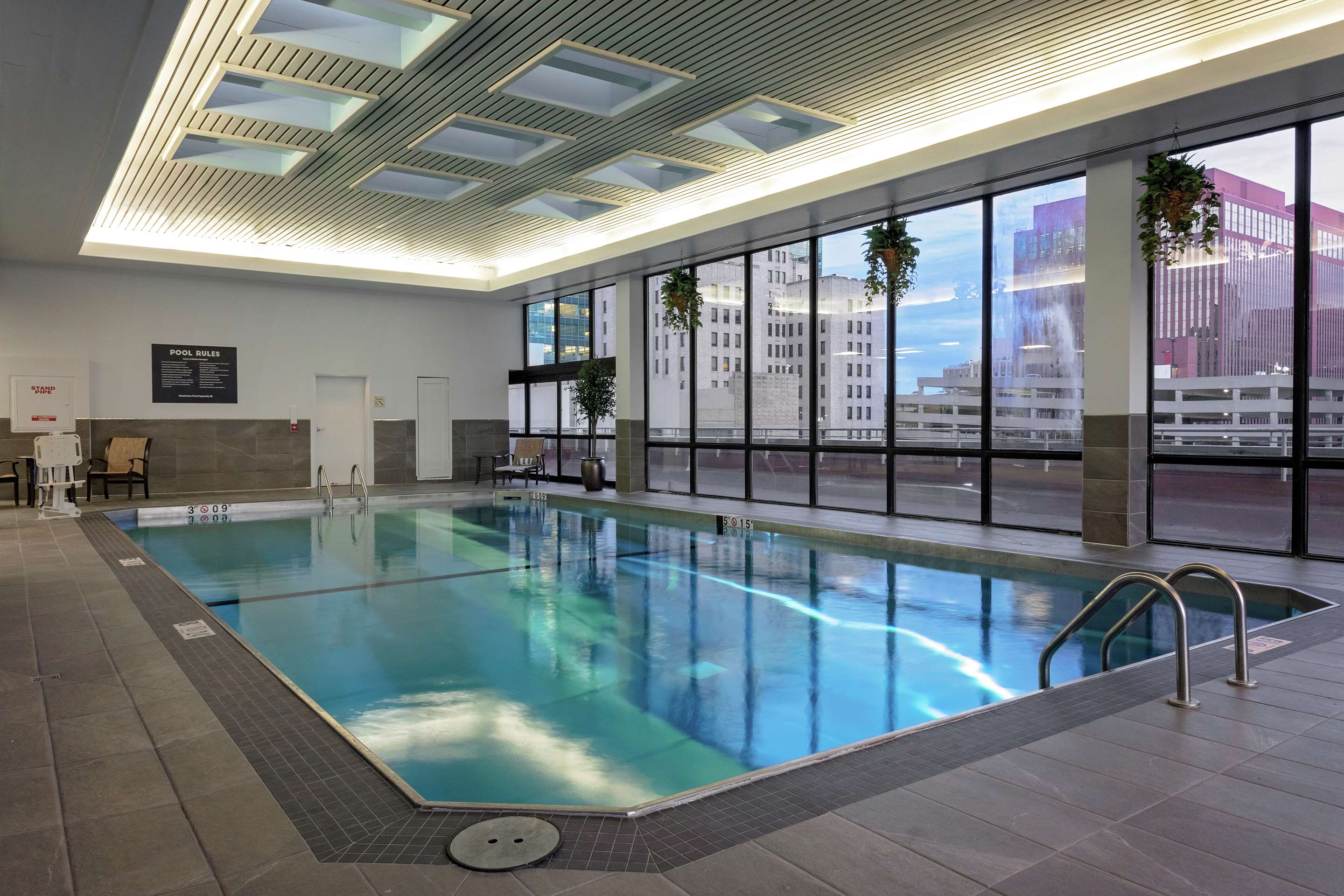 Pool | DoubleTree by Hilton Omaha Downtown