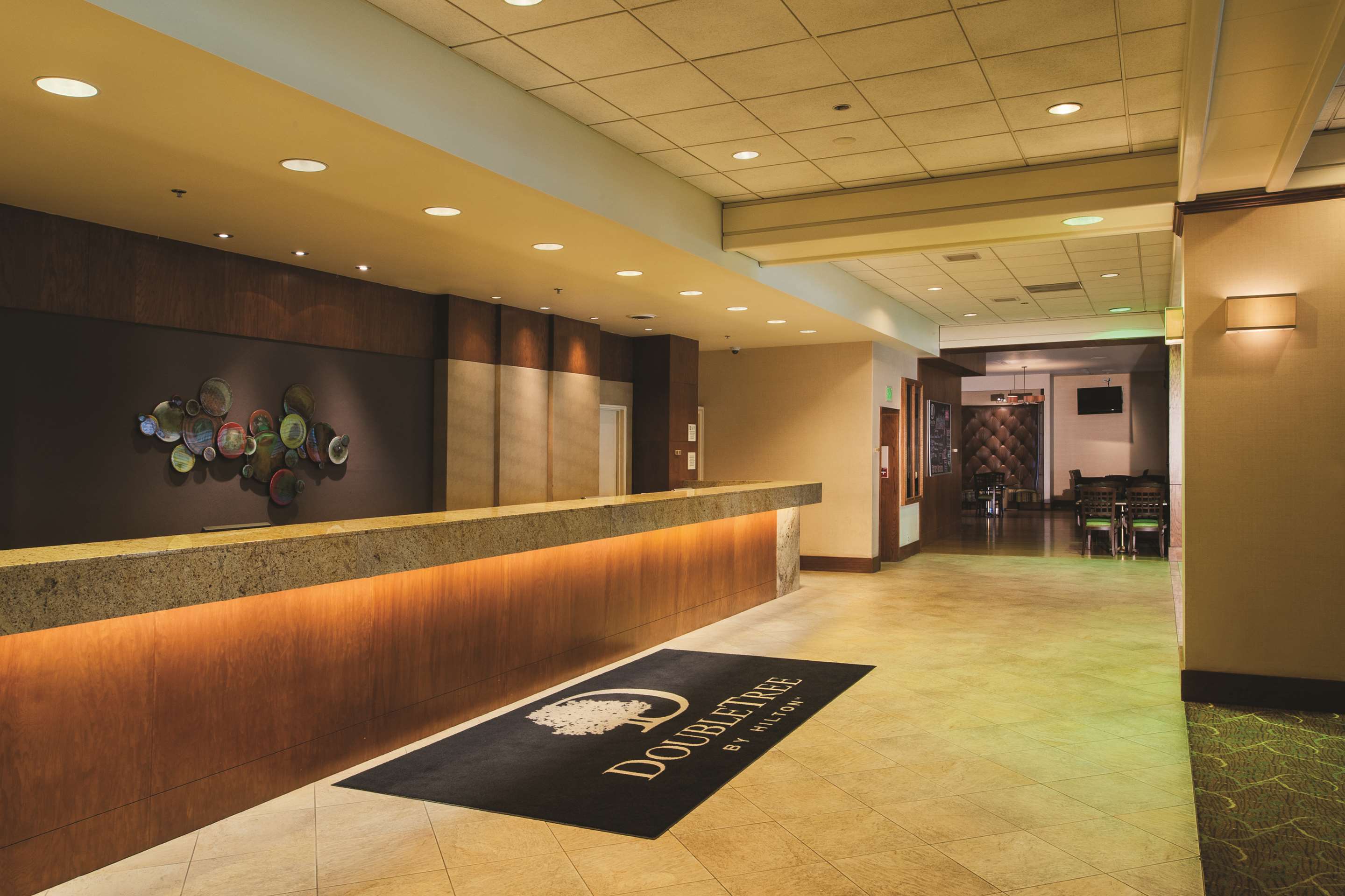 Reception | DoubleTree by Hilton Omaha Downtown