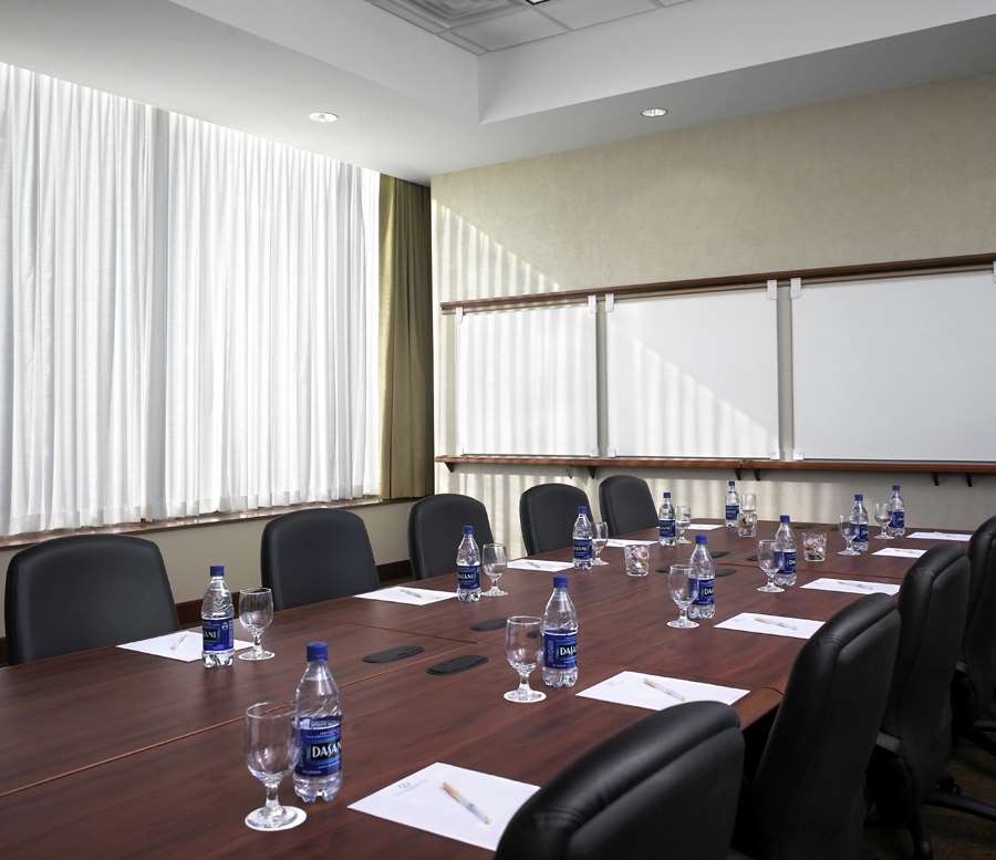Meeting Room | DoubleTree by Hilton Omaha Downtown