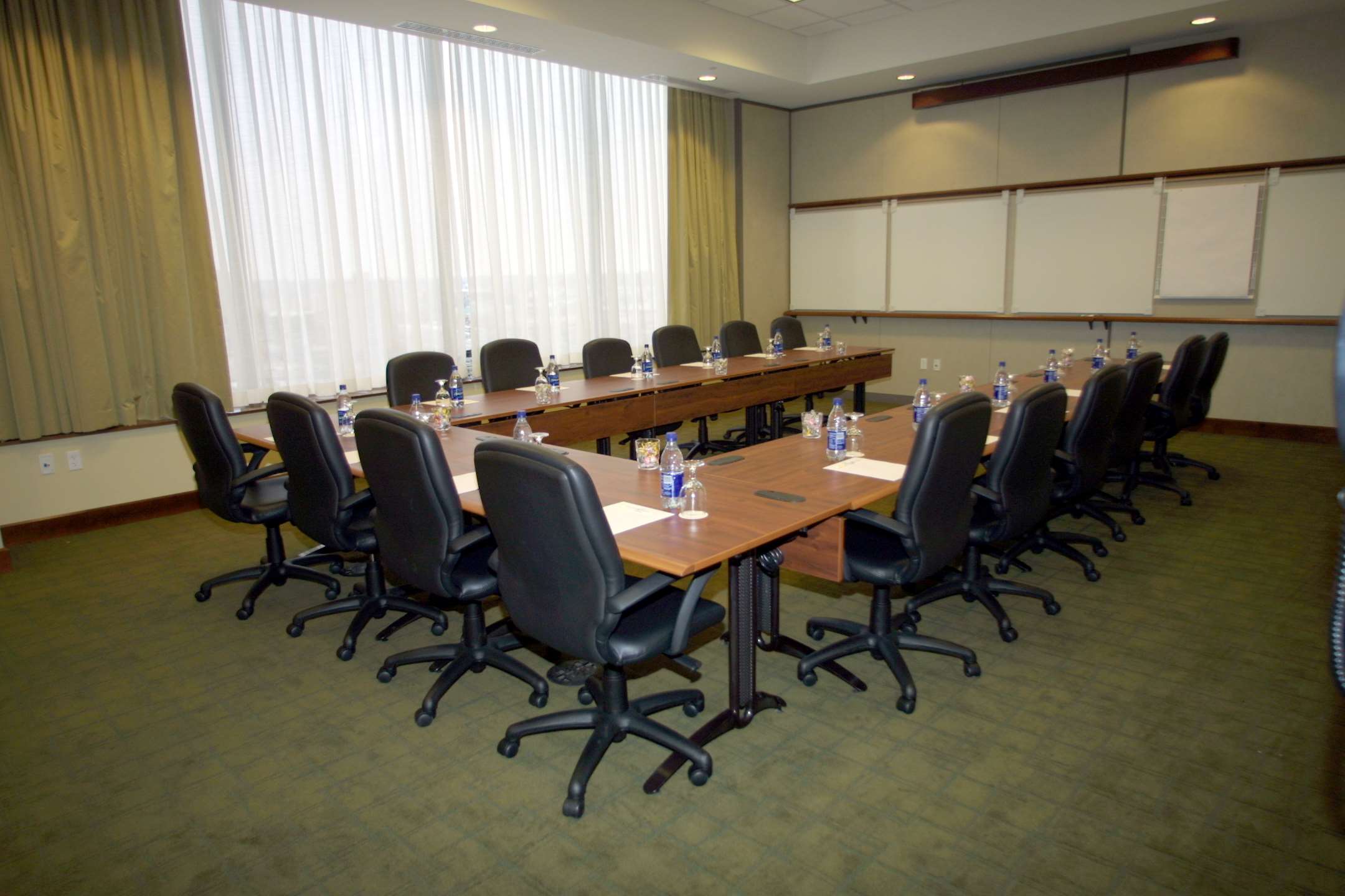 Meeting Room | DoubleTree by Hilton Omaha Downtown