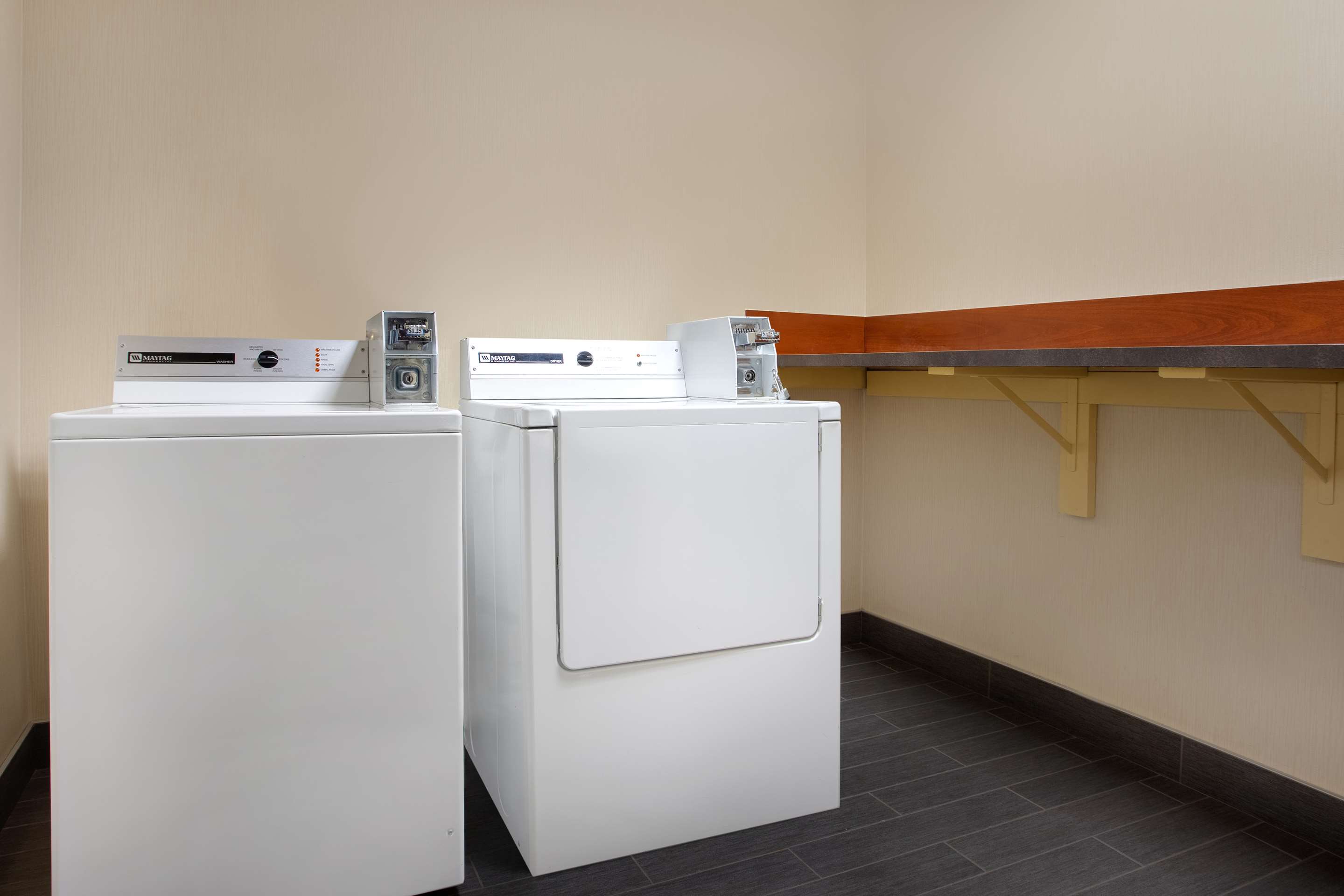 Undefined/Not Set | Hilton Garden Inn Omaha West