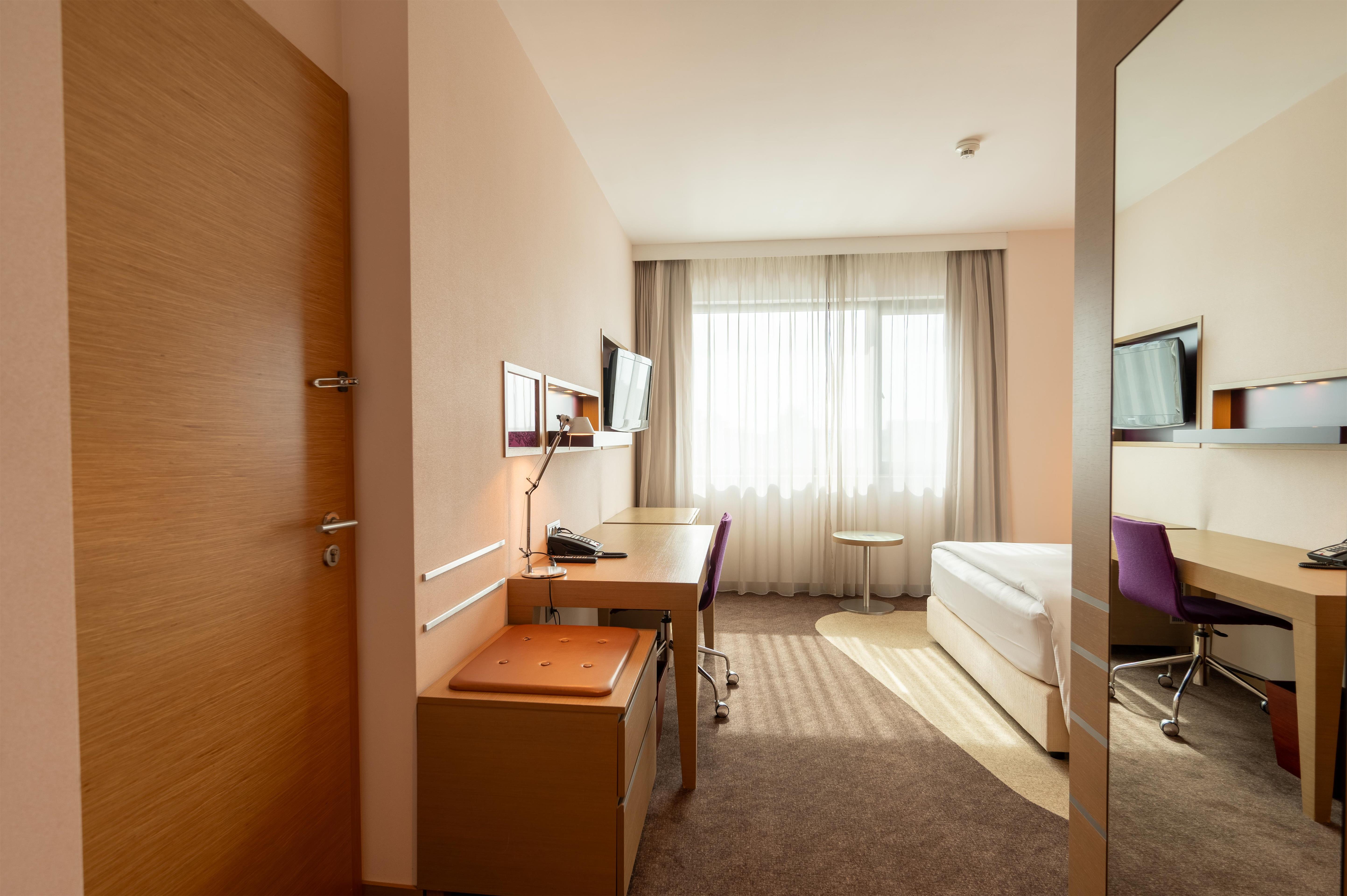 DoubleTree by Hilton Hotel Oradea Room Type - FAMILY CONNECTING ROOM
