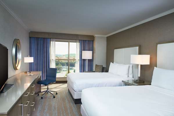  - DoubleTree by Hilton Spectrum Irvine - I-5, Exit 94