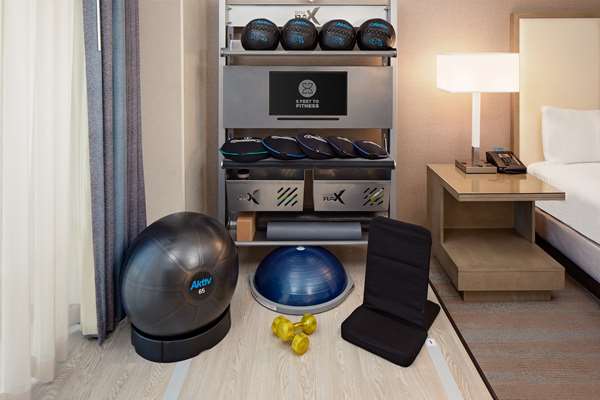  - DoubleTree by Hilton Spectrum Irvine - I-5, Exit 94